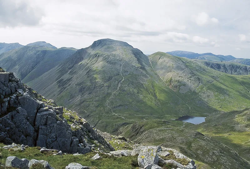 Cicerone - Borrowdale - Walking the Lake District Fells - Mark Richards-9